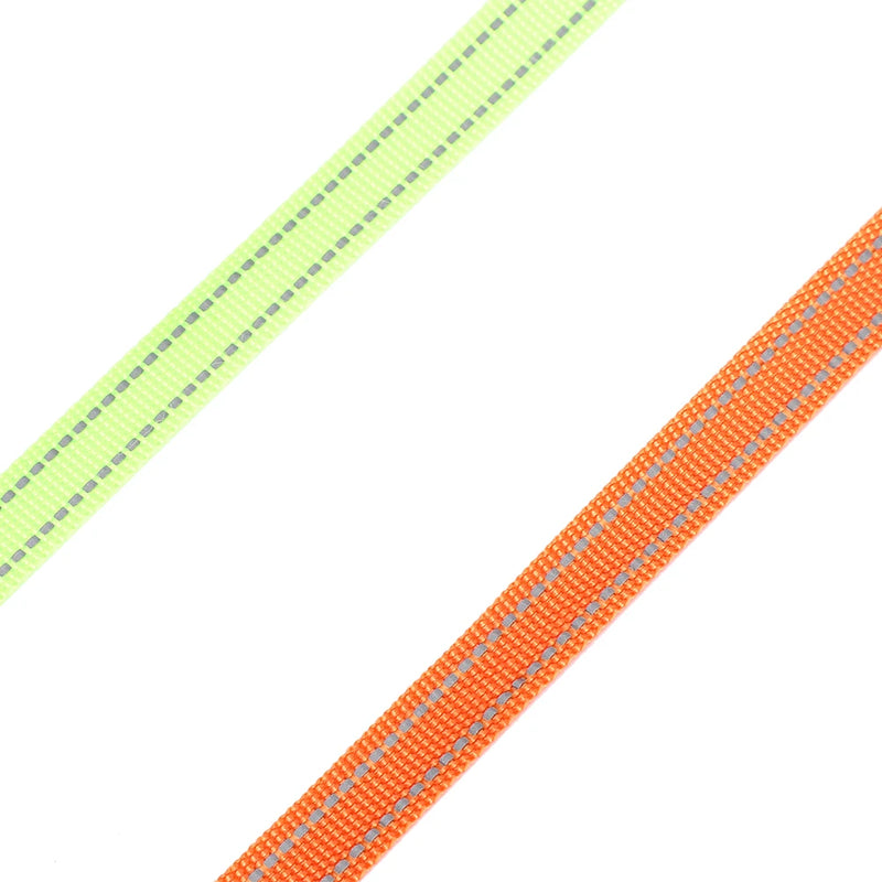 🐾 Guia Retrátil Dupla com LED – Caminhadas mais seguras e práticas com seus pets!